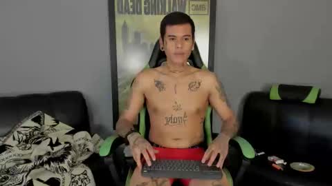 Jamesinked  online show from 18, 2, 2025