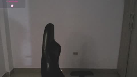 Snapshot of jamesvladi chatting on 23, 12, 2024 vlad online show from 23, 12, 2024