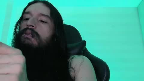 Snapshot of jamesvladi chatting on 5, 1, 2025 vlad online show from 5, 1, 2025