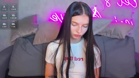 Eva online show from 10, 11, 2025