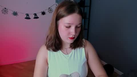 Snapshot of janebyrd chatting on 28, 10, 2025 Jane online show from 28, 10, 2025