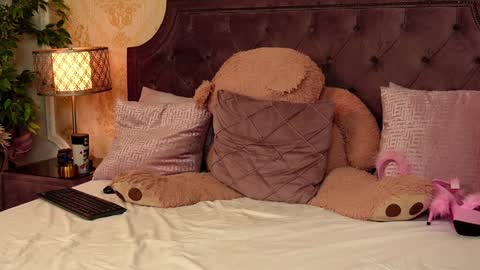 JaneDevine online show from 27, 1, 2025