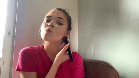 Snapshot of janellelazott chatting on 6, 7, 2026 Rose online show from 6, 7, 2026