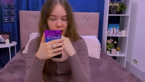 Snapshot of janenichols chatting on 18, 1, 2026 Jane online show from 18, 1, 2026