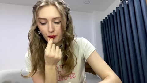 Janie online show from 13, 4, 2026