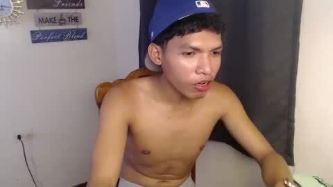 janlloyd04 online show from 3, 10, 2025