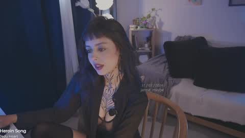   jmaybe e online show from 31, 3, 2026