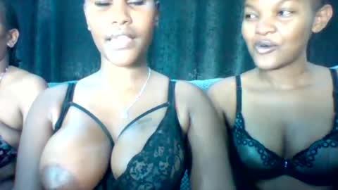 jannyshiko75 online show from 19, 5, 2026