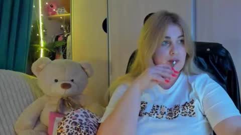 Snapshot of jansylines chatting on 5, 3, 2026 JansyLines online show from 5, 3, 2026