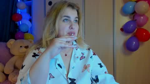Snapshot of jansylines chatting on 5, 4, 2026 JansyLines online show from 5, 4, 2026