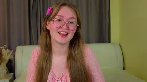 Snapshot of januarymaslin chatting on 25, 10, 2025 januarymaslin online show from 25, 10, 2025