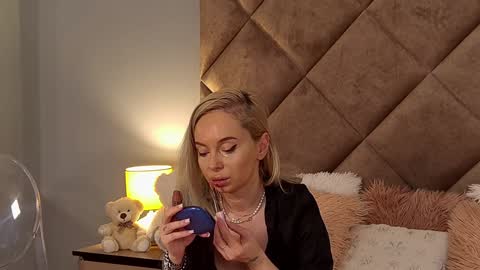 jaquelinemerlot online show from 10, 12, 2024