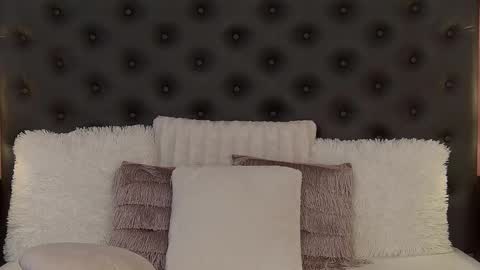 jaquelinemerlot online show from 27, 2, 2026