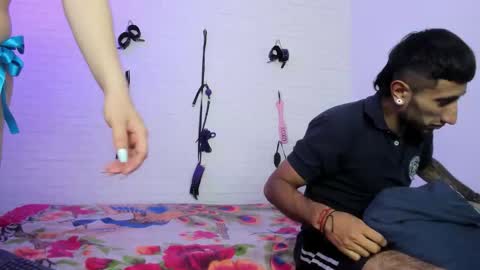 Snapshot of jaryandnick_smith chatting on 4, 12, 2025 jaryandnick_smith online show from 4, 12, 2025