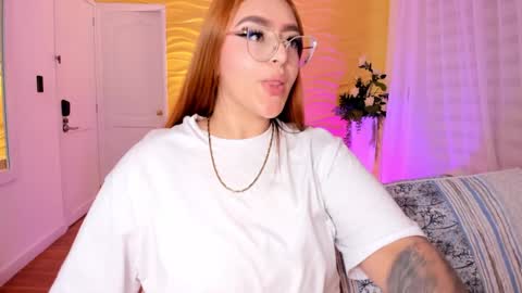 Snapshot of jasmiinevans chatting on 4, 1, 2025 Jasmin Evans online show from 4, 1, 2025