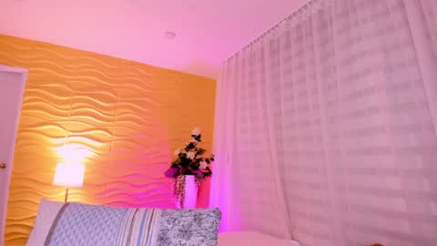 Snapshot of jasmiinevans chatting on 14, 1, 2025 Jasmin Evans online show from 14, 1, 2025