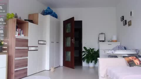 Snapshot of jasmin18v chatting on 8, 5, 2026 Jasmin room for people 40 online show from 8, 5, 2026