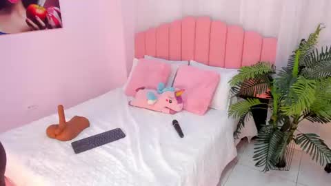 Snapshot of jasmin_evano29 chatting on 21, 7, 2026 online show from 21, 7, 2026