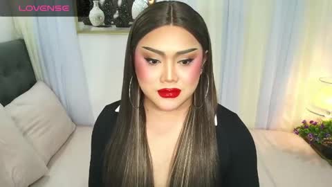 Jasmine Brandy online show from 18, 4, 2026