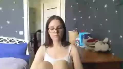 Snapshot of jasmineloadholt chatting on 20, 7, 2026 Lily 3 online show from 20, 7, 2026