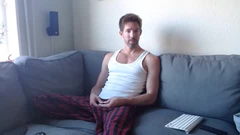 Snapshot of jasonberg29 chatting on 28, 9, 2025 Jason online show from 28, 9, 2025