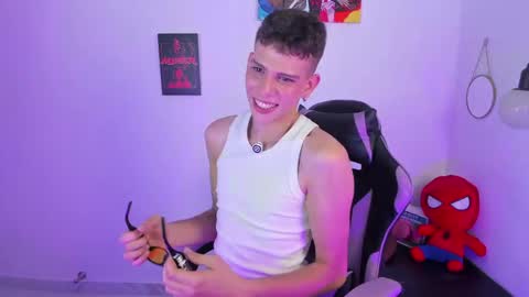 Snapshot of jasson___ chatting on 19, 5, 2026 jasson___ online show from 19, 5, 2026