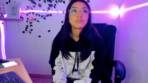 Jaulyn online show from 18, 4, 2026