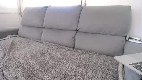 Javier  online show from 12, 1, 2025