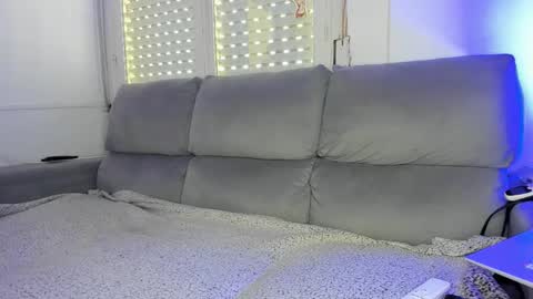 Javier  online show from 17, 12, 2025