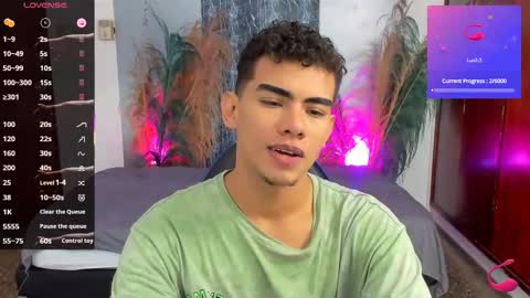 Snapshot of javierascencio chatting on 4, 12, 2025 javi15 online show from 4, 12, 2025