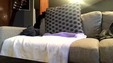 Snapshot of jawssharkparty chatting on 18, 11, 2025 Jaws online show from 18, 11, 2025