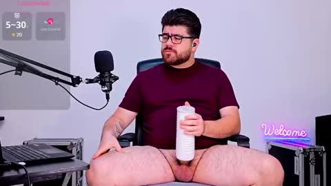 Snapshot of jax_luna chatting on 1, 1, 2025 Jax Luna online show from 1, 1, 2025