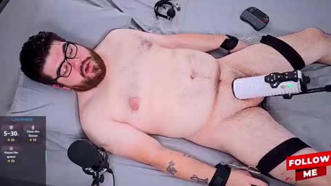 Snapshot of jax_luna chatting on 8, 11, 2025 Jax Luna online show from 8, 11, 2025