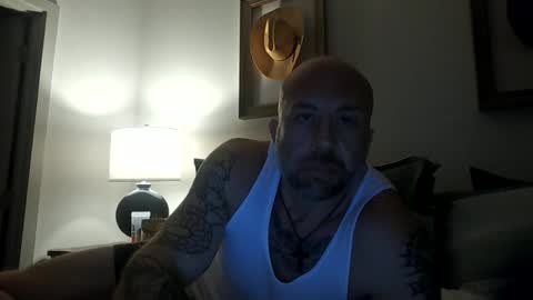 Snapshot of jaxbh2 chatting on 1, 12, 2025 jaxbh2 online show from 1, 12, 2025