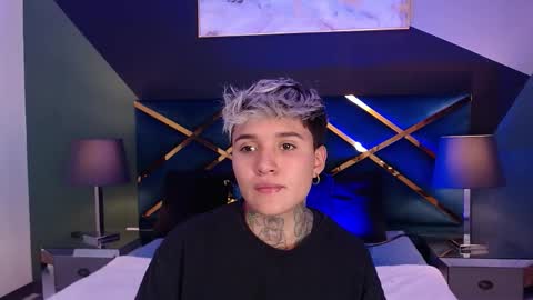 Snapshot of jaxwolf_ chatting on 19, 12, 2025 JAX online show from 19, 12, 2025