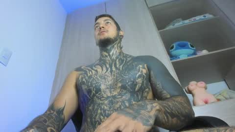 Michael independient model online show from 27, 3, 2026