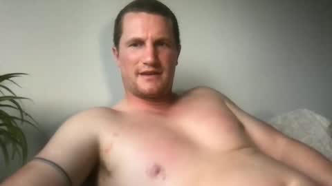 Snapshot of jaycup1989 chatting on 5, 5, 2026 jaycup1989 online show from 5, 5, 2026