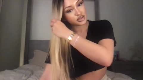 Snapshot of jaylababy24 chatting on 5, 10, 2025 Jayla online show from 5, 10, 2025