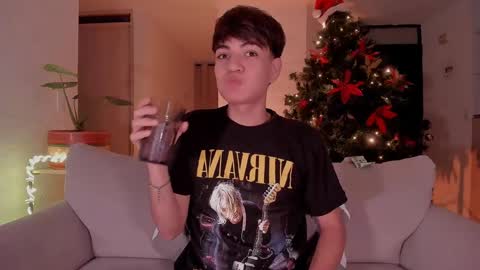 Snapshot of jaythomax chatting on 1, 12, 2024 jaythomax online show from 1, 12, 2024