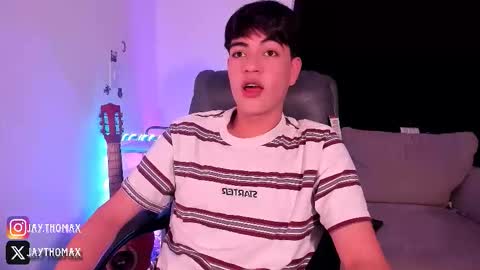 Snapshot of jaythomax chatting on 9, 9, 2025 jaythomax online show from 9, 9, 2025