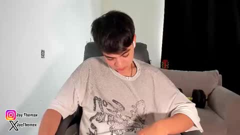 Snapshot of jaythomax chatting on 18, 10, 2025 jaythomax online show from 18, 10, 2025