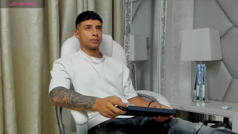 jaze_bradley online show from 25, 10, 2025