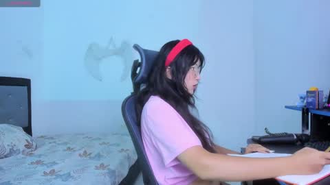 Jazmin online show from 22, 12, 2024