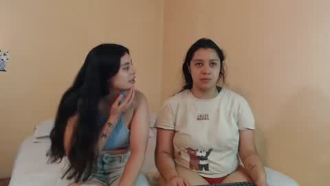 Snapshot of jazmin_dharius chatting on 7, 7, 2026 Jazmin and Scarlett online show from 7, 7, 2026