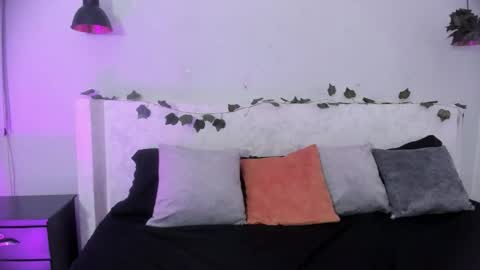 Jazmin online show from 8, 3, 2026