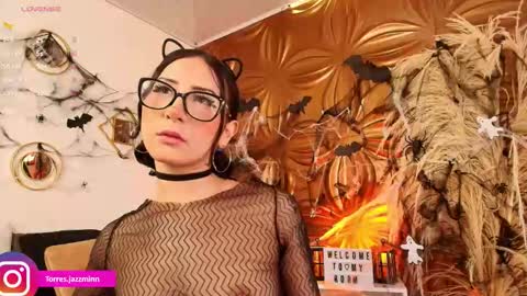 Jazmin online show from 21, 10, 2025