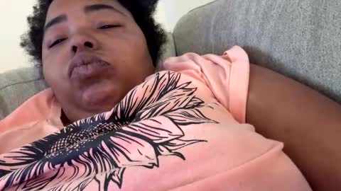 JCCaramelbarbie online show from 4, 2, 2025