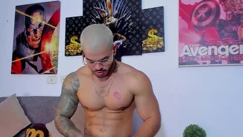 Jean  axelcrow       Modelo Independiente online show from 7, 3, 2025