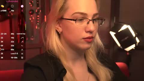 Jean online show from 7, 10, 2025