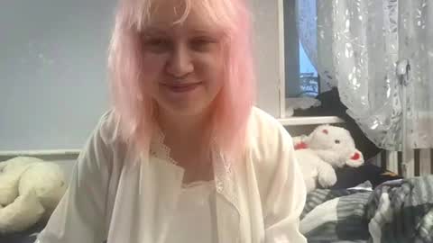 Mika online show from 19, 6, 2026